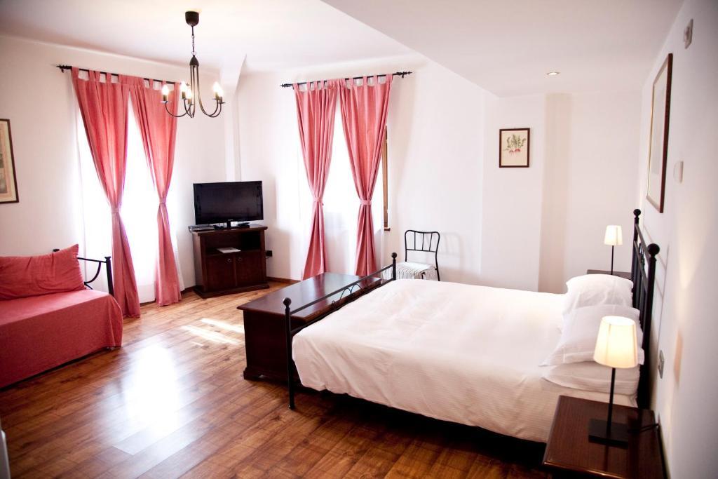 Agriturismo Villa Irelli Castellalto الغرفة الصورة